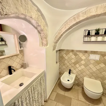 Trullo Sabo * Alberobello